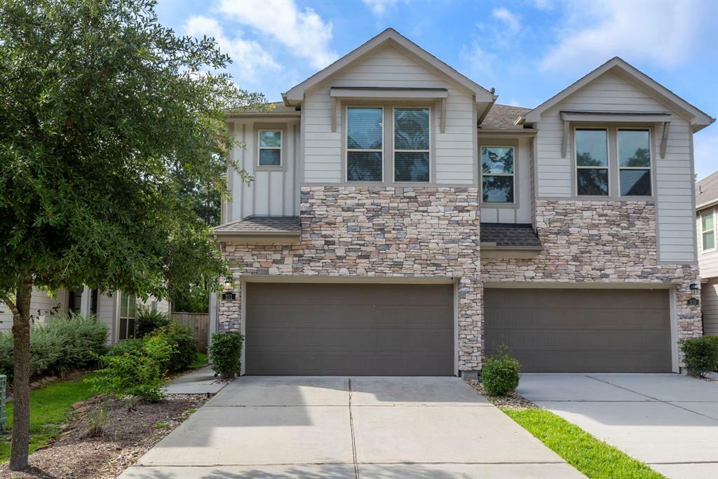Property Photo: 211 Moon Dance Court TX 77304
