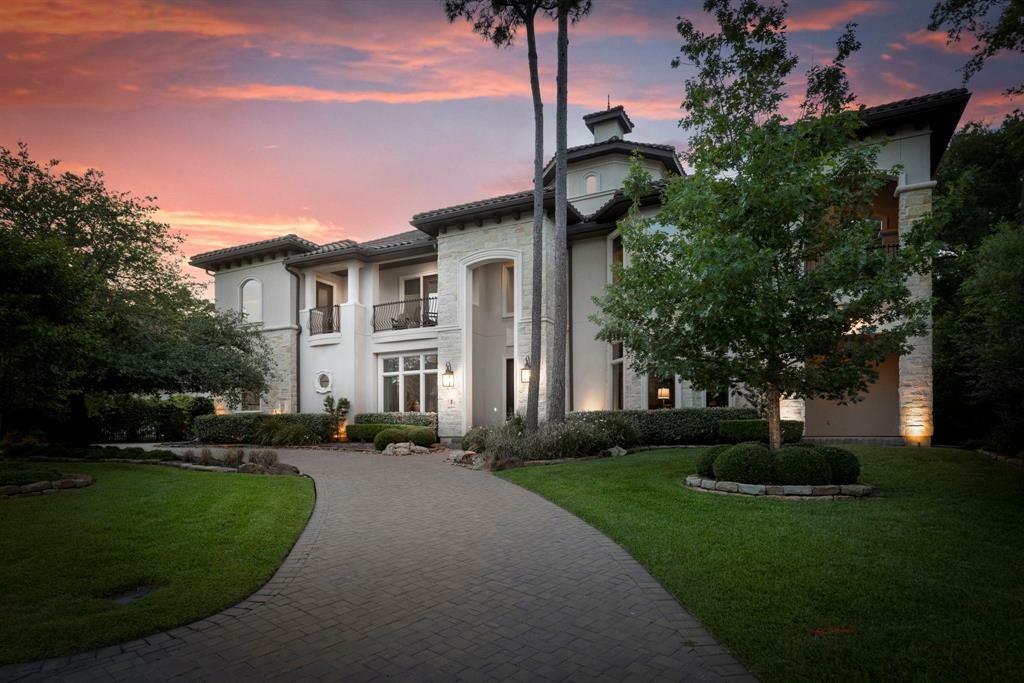 Property Photo: 2 N Badger Lodge Circle TX 77389
