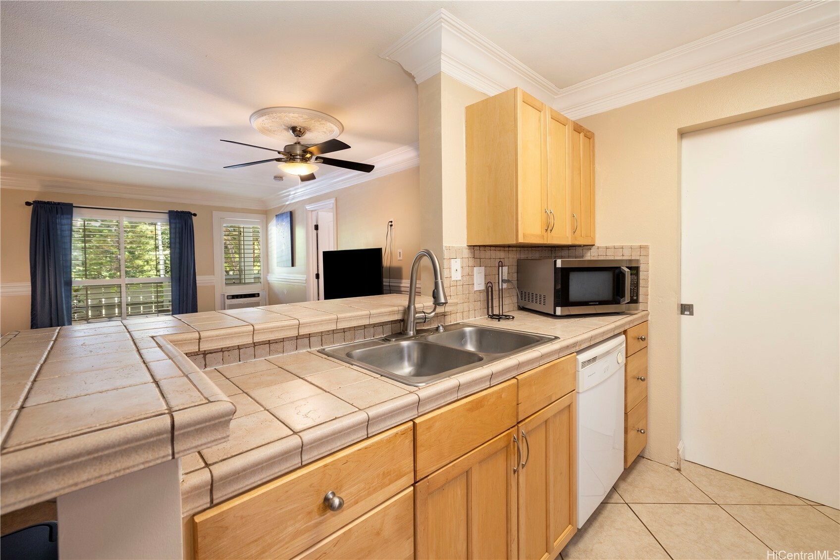 Property Photo: 95-536 Wikao Street D106 HI 96789