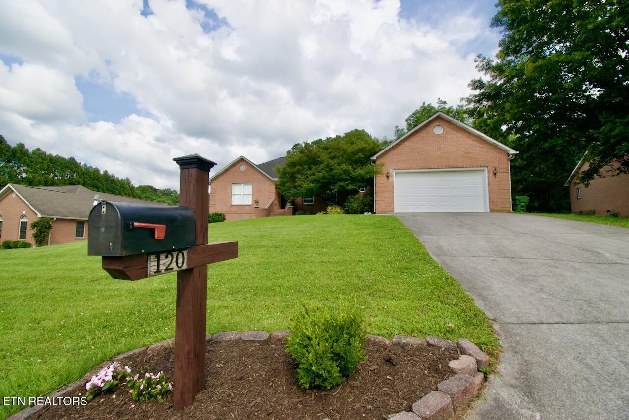 Property Photo:  120 Windsor Drive  TN 37803 