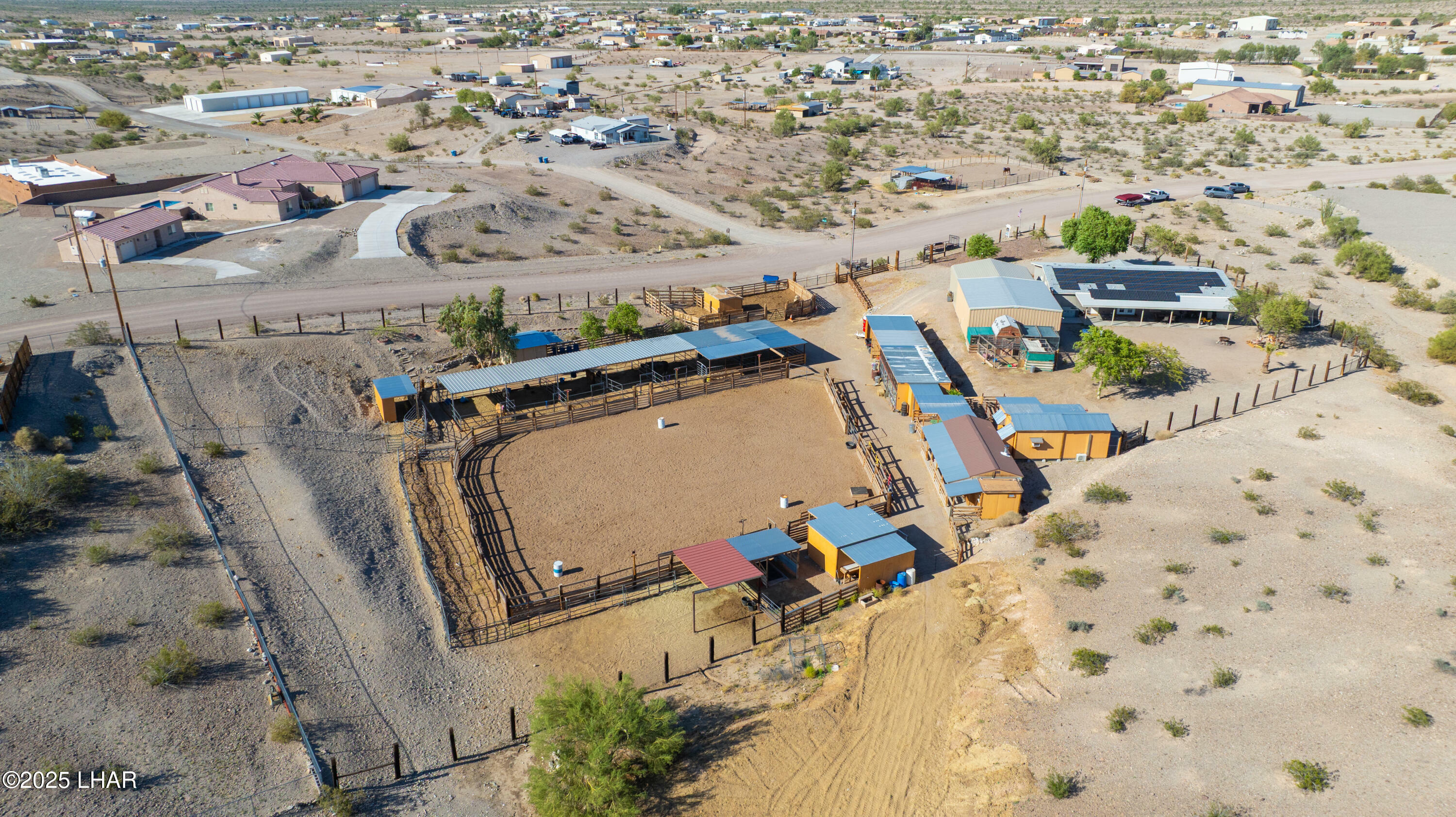 Property Photo: 4252 E Coronado Rd AZ 86404