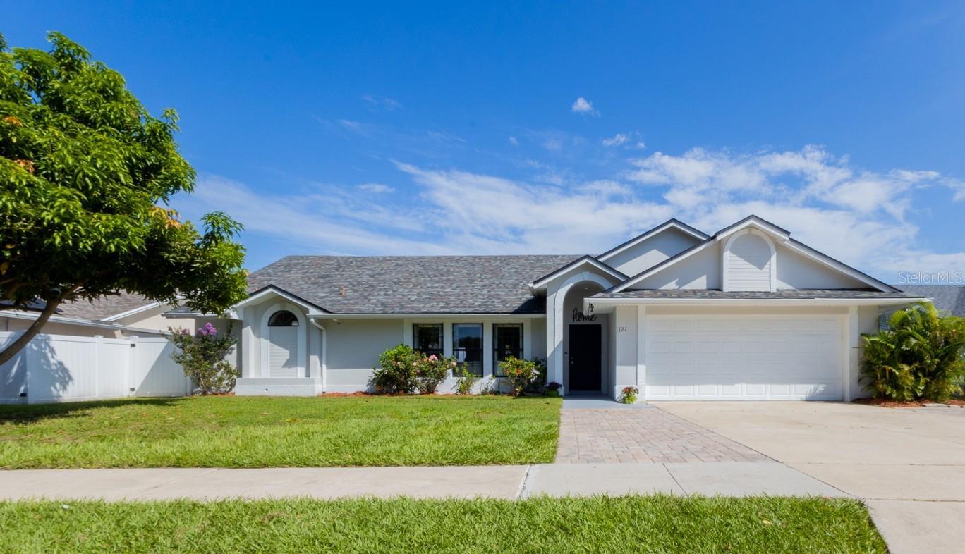 Property Photo:  121 White Birch Drive  FL 34743 