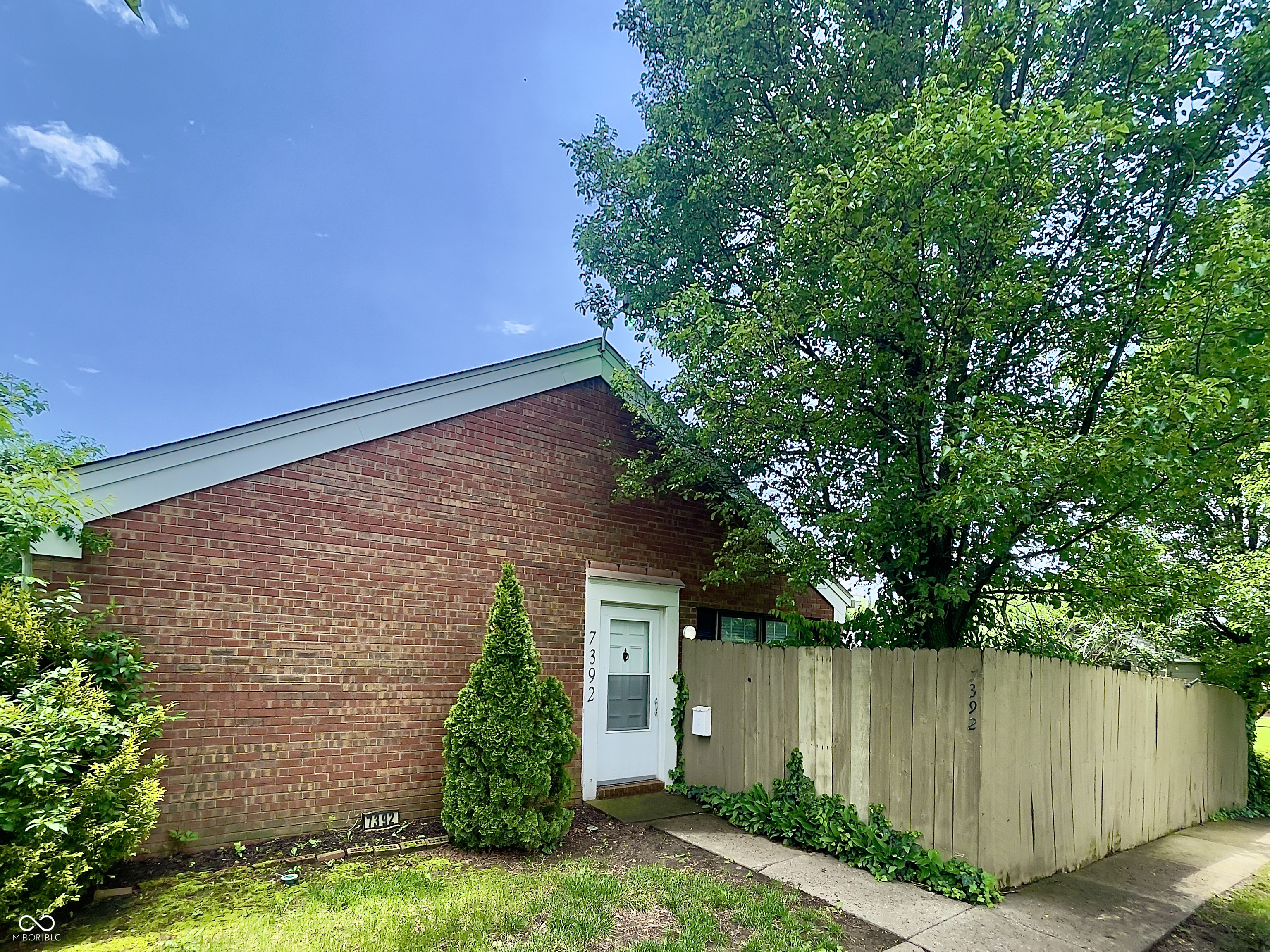 Property Photo: 7392 S Meridian Street IN 46217