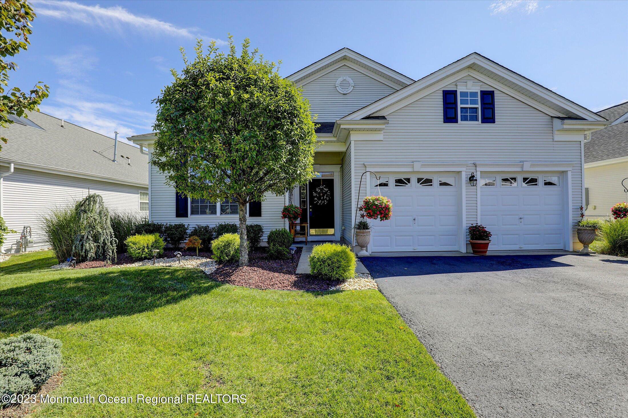 Property Photo: 3 Danbury Court NJ 08527