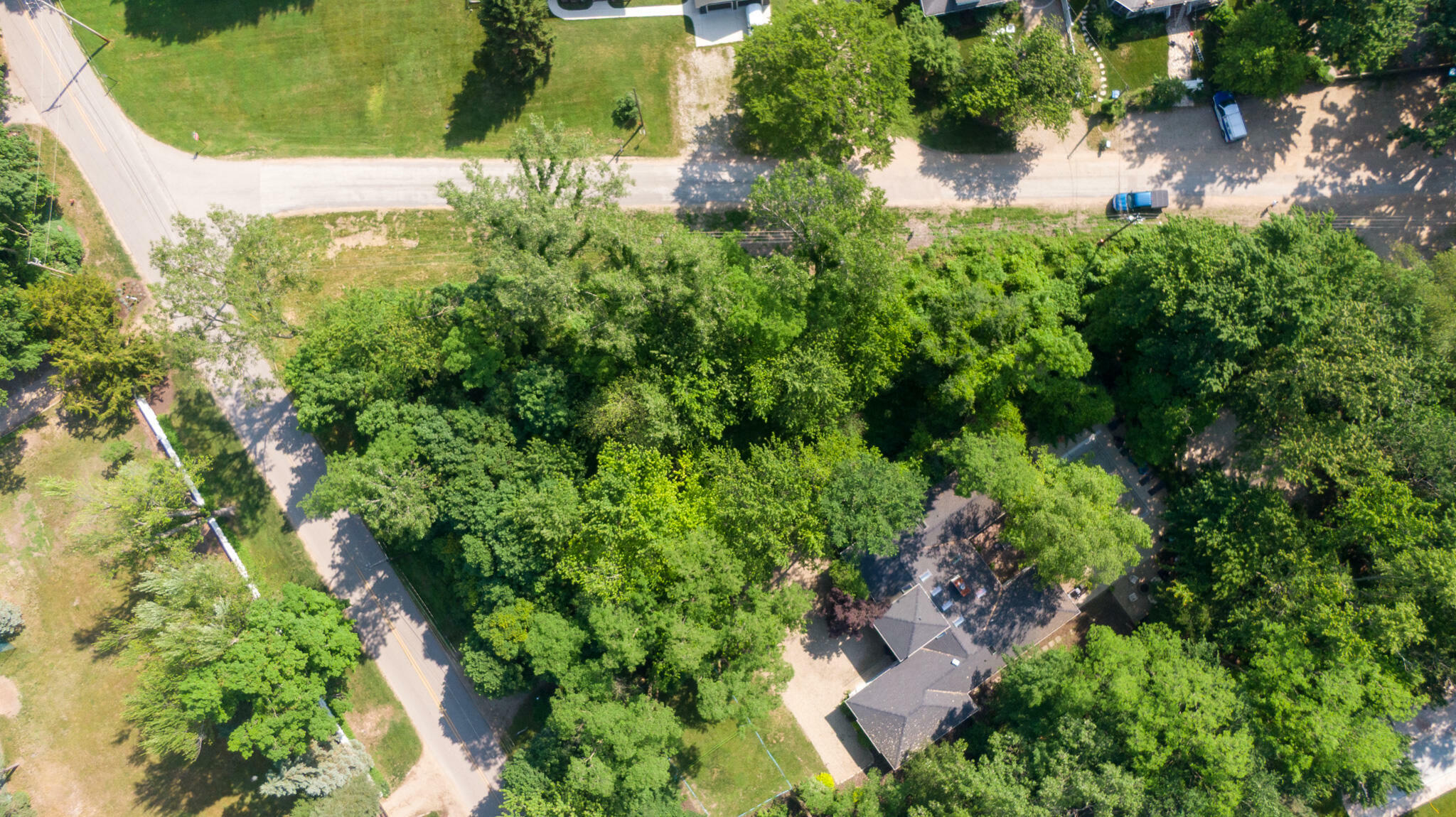 Property Photo: 15853 Lakeshore Road MI 49129