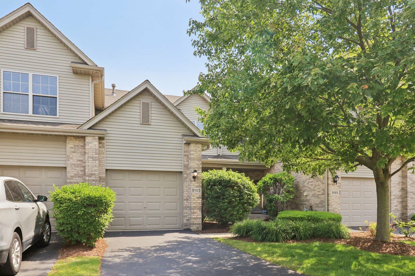 Property Photo: 9143 Mansfield Drive IL 60487