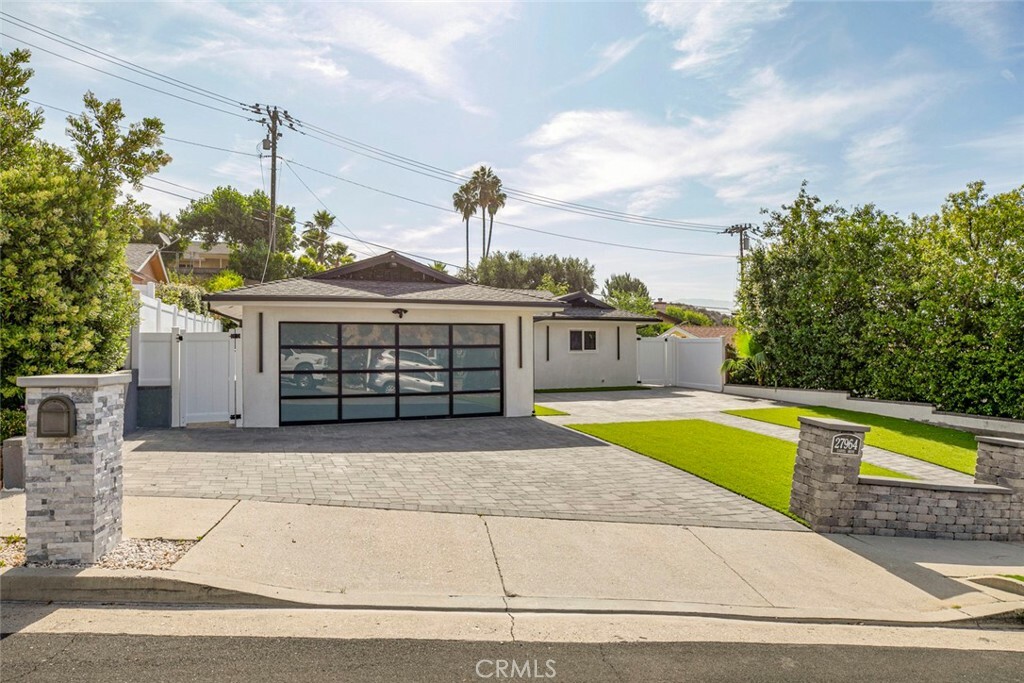 Property Photo: 27964 Carvel Drive CA 91351