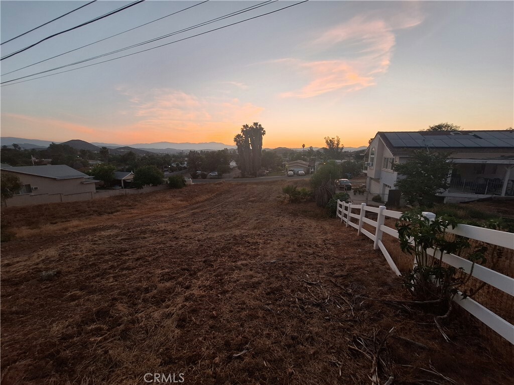 Property Photo: 0 Avenida De Las Flores CA 92587