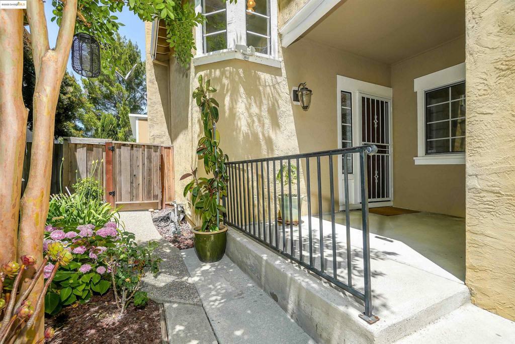 Property Photo:  44765 Lynx Dr  CA 94539 