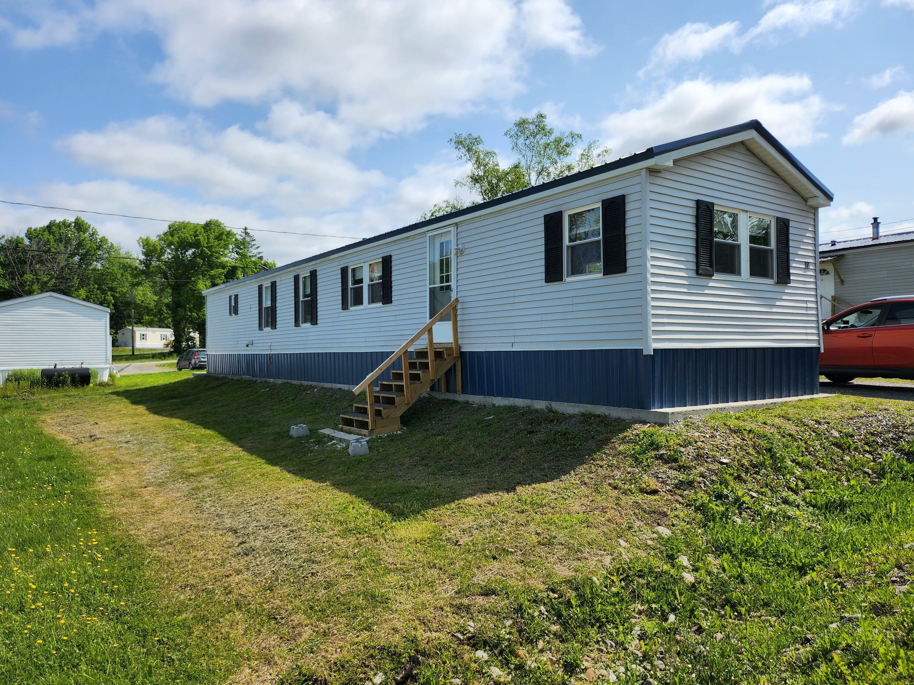 Property Photo: 18 Christpher Road ME 04930