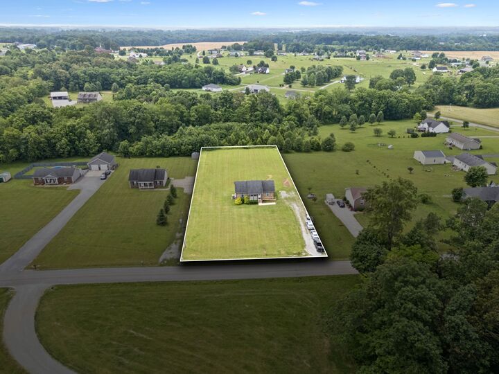 Property Photo: 819 White Rd TN 37148