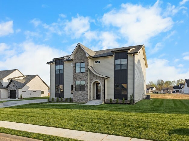 Property Photo: 339 Ellington Dr TN 37043