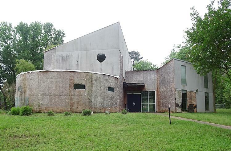 Property Photo: 330 Bostwick Street TX 75965