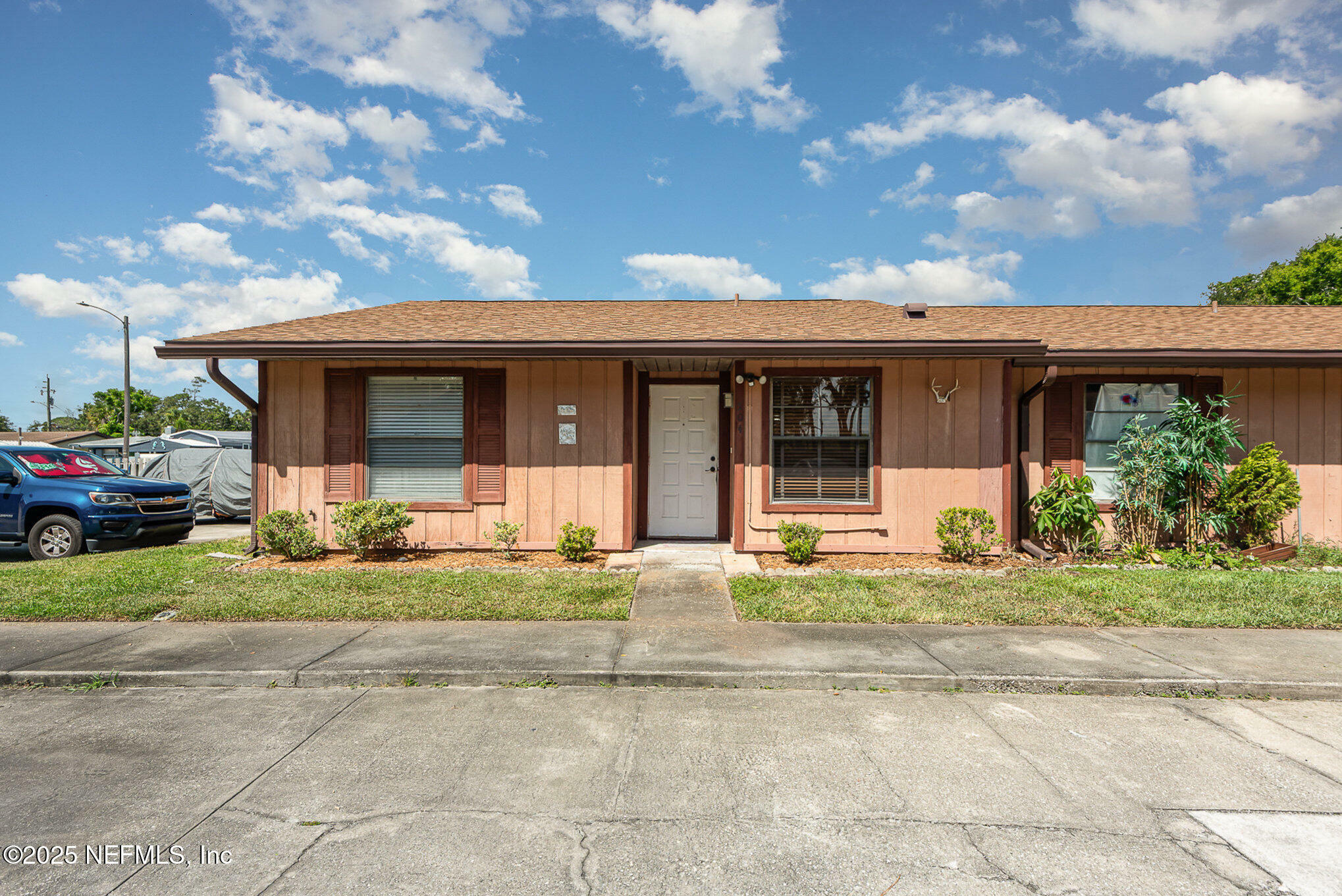 Property Photo: 89 Fremont Avenue 504 FL 32114