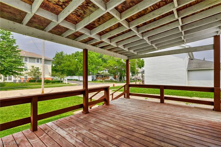 Property Photo: 125 N Arlington Avenue OH 44446