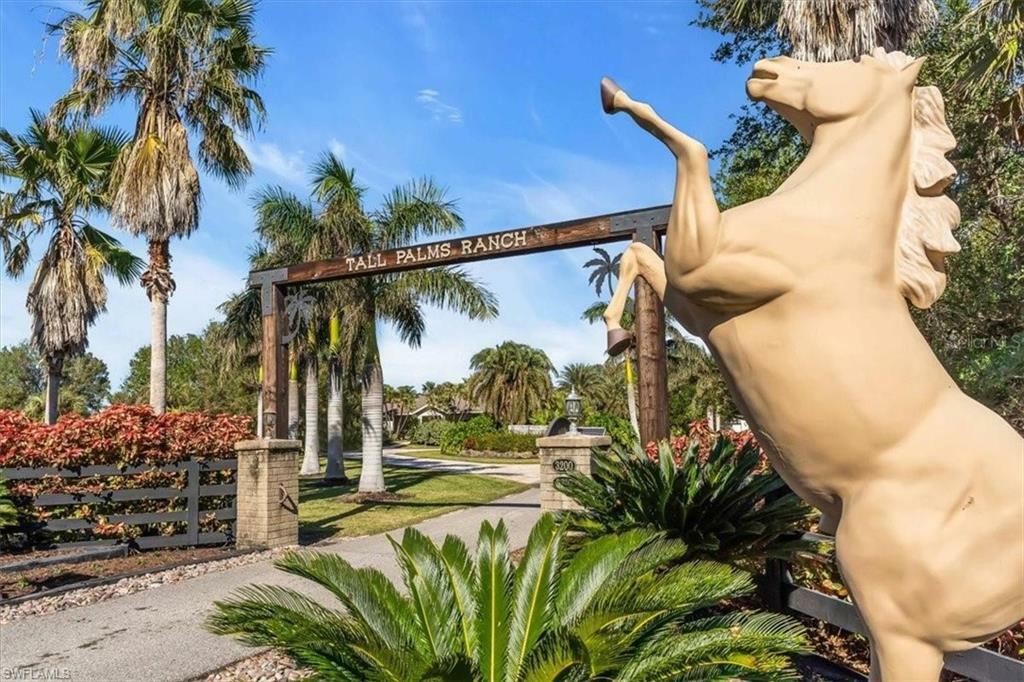 Property Photo: 3200 Rowland Dr FL 33980