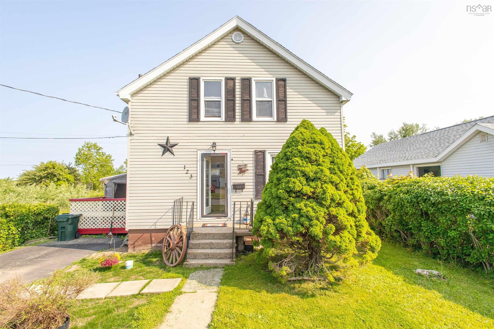 Property Photo: 123 Vulcan Avenue NS B1P 5W3