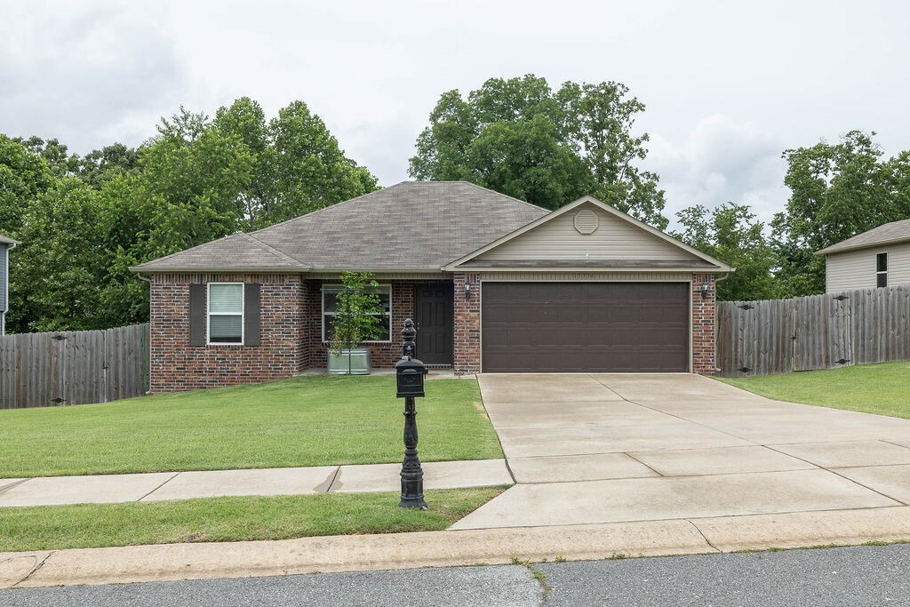 Property Photo: 15136 Mills Cove AR 72732