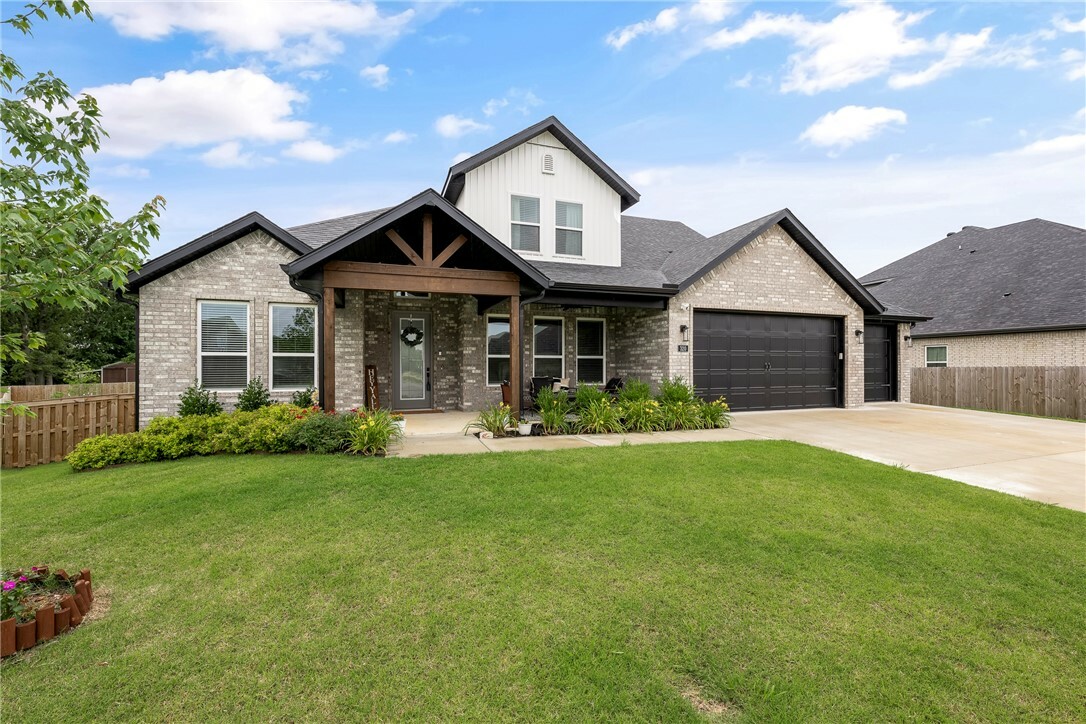 Property Photo: 320 Bequette Lane AR 72719