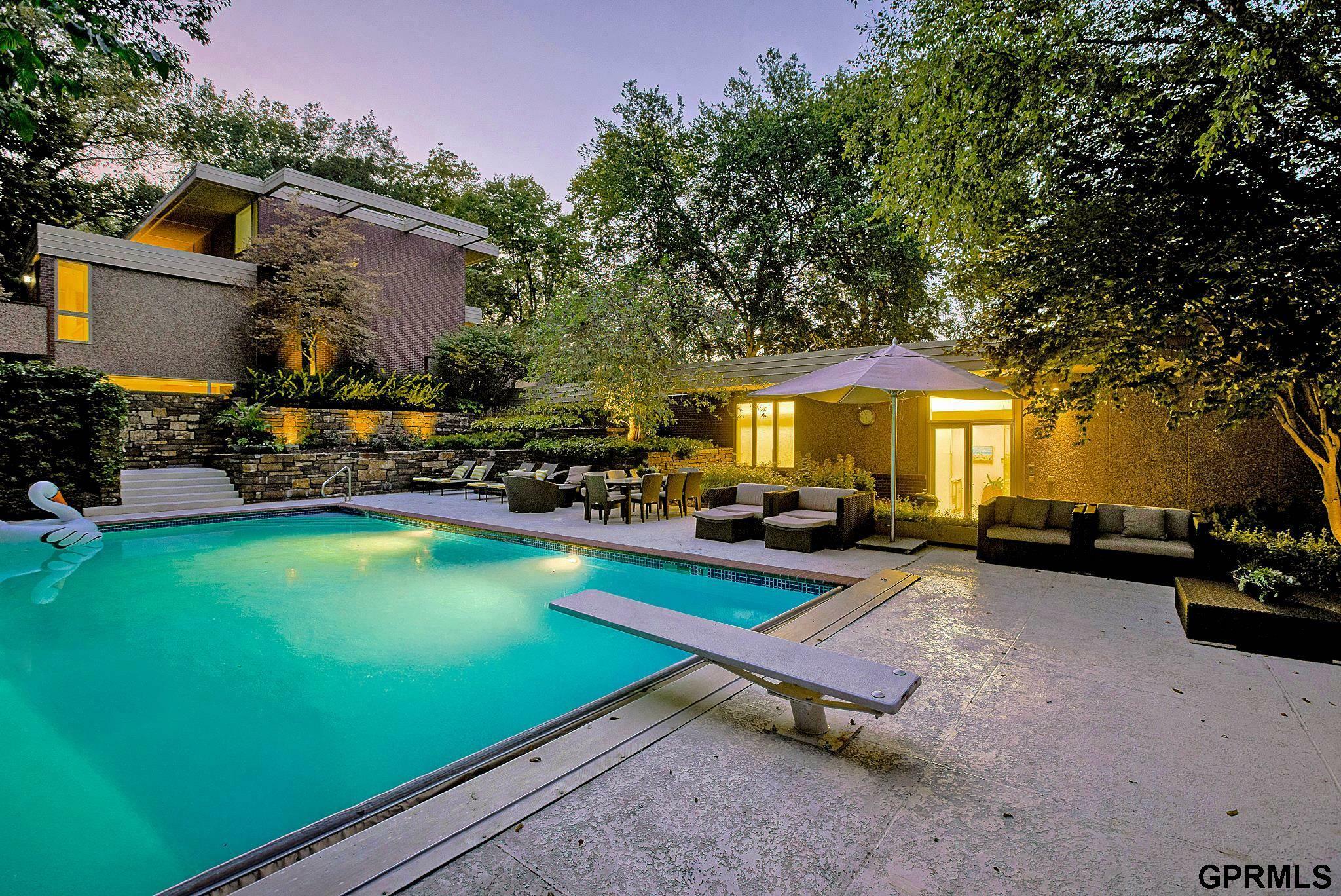 Property Photo: 3105 Armbrust Drive NE 68124