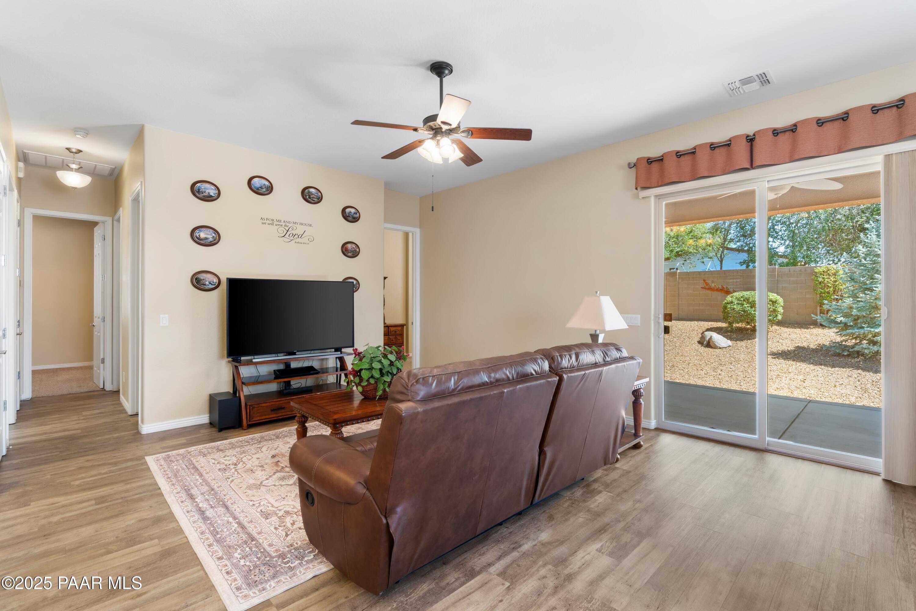 Property Photo: 6237 E Boothwyn Street AZ 86314