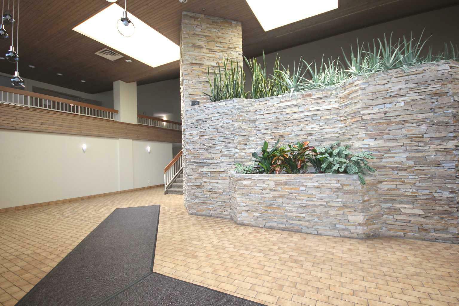 Property Photo: 2425 90 Avenue SW 325 AB T2V 4X8