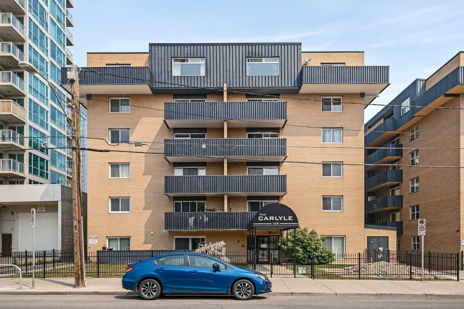 Property Photo: 128 15 Avenue SW 604 AB T2R 0P5