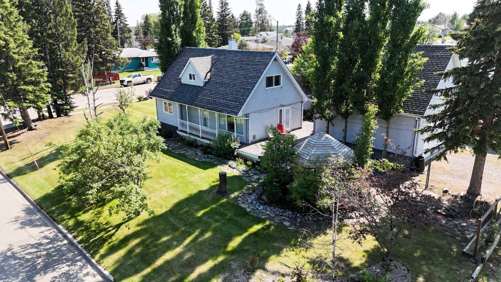 Property Photo:  4204 6 Avenue  AB T7E 1A6