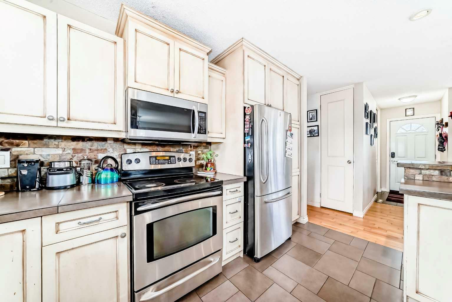Photo de la propriété: 53 Wakefield Drive SW AB T3C 2W8