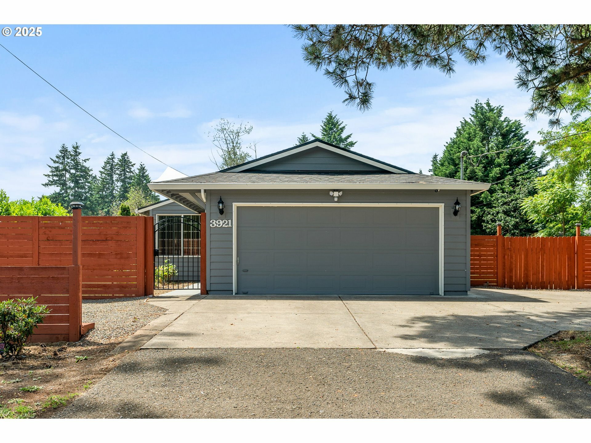 3921 SE 130th Ave  Portland OR 97236 photo
