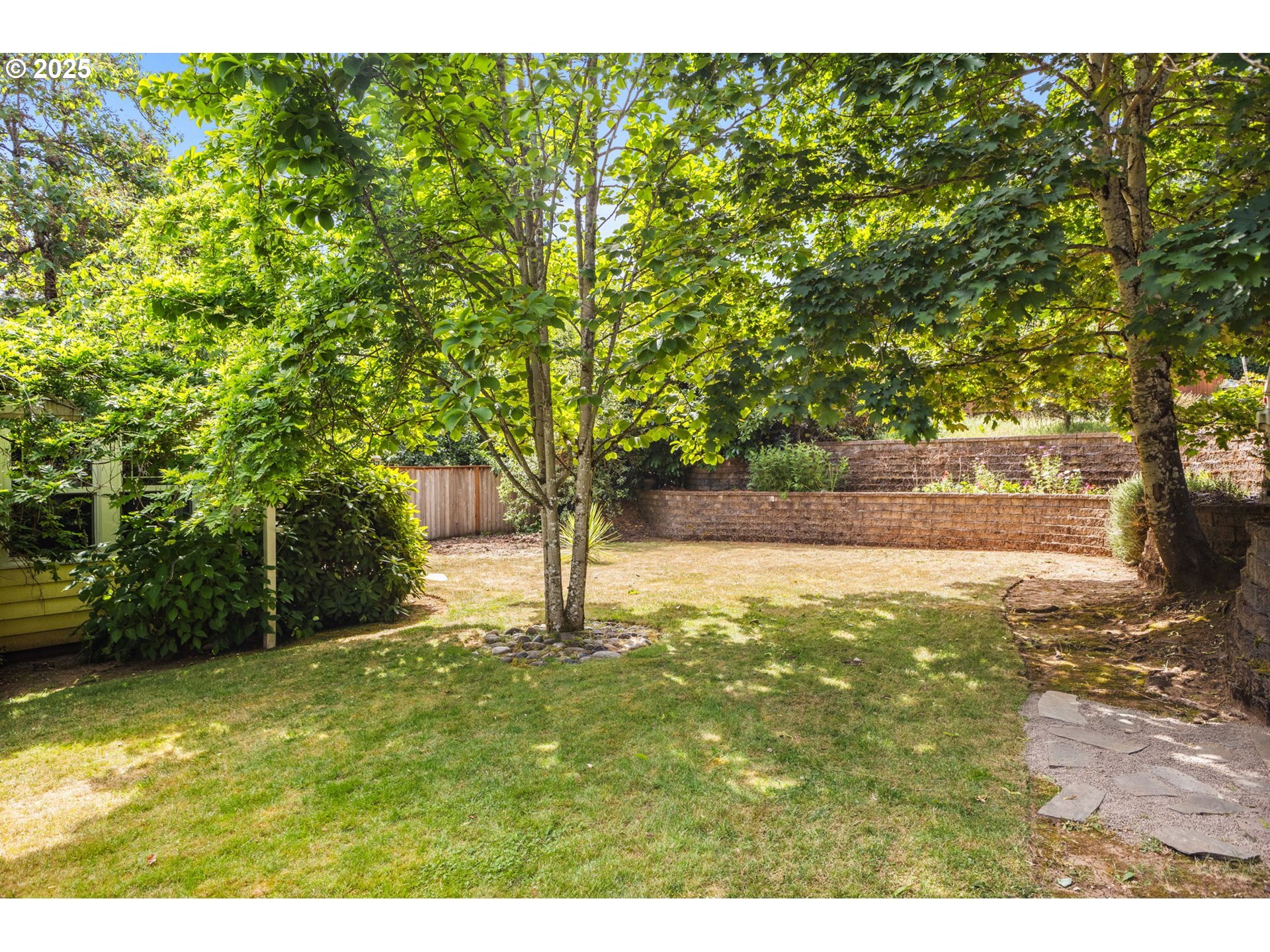 Property Photo: 3234 Pioneer Dr OR 97302