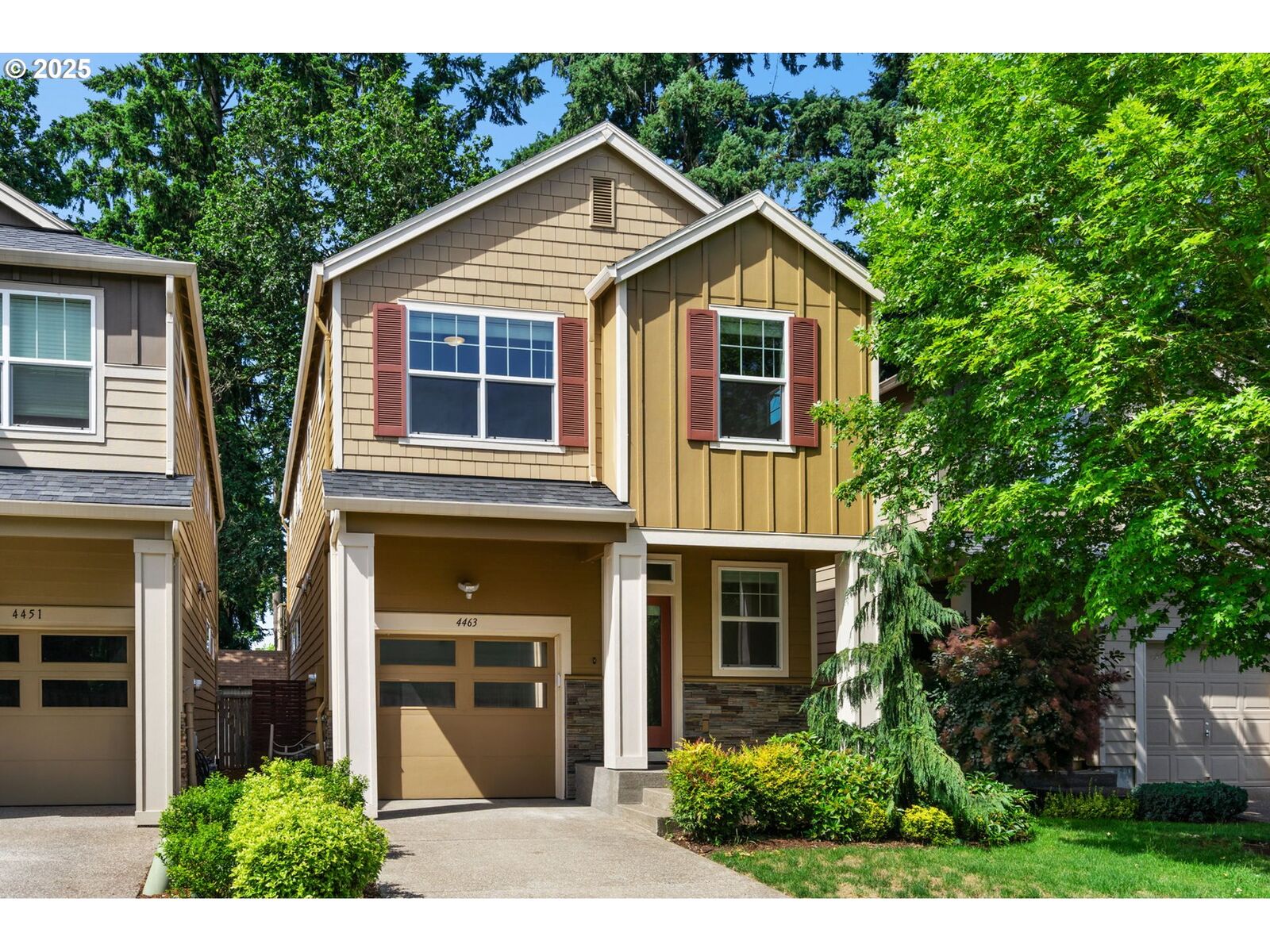 Property Photo: 4463 SE Hardwood Ln OR 97123