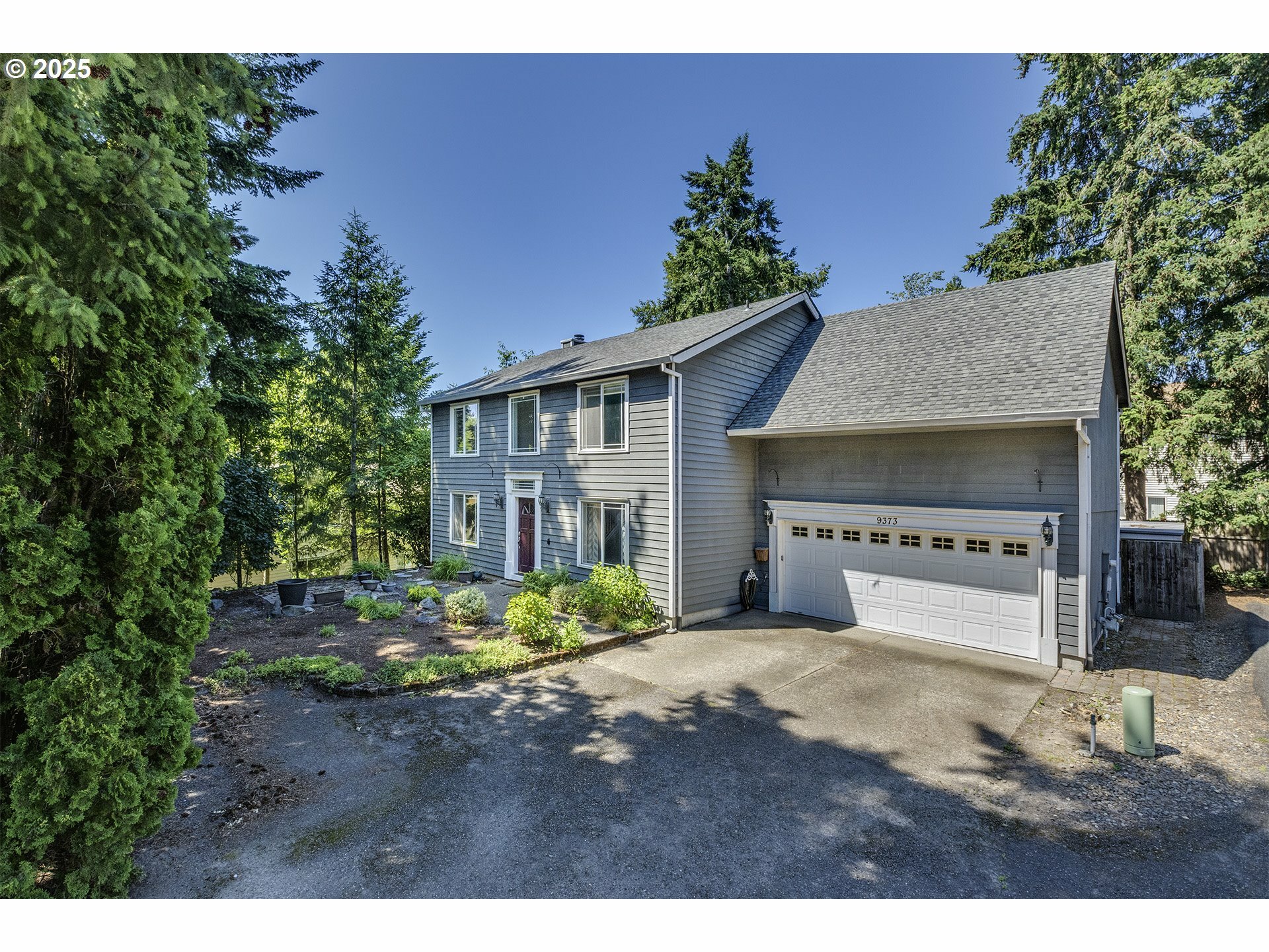 Property Photo:  9373 SW Fast Pl  OR 97223 