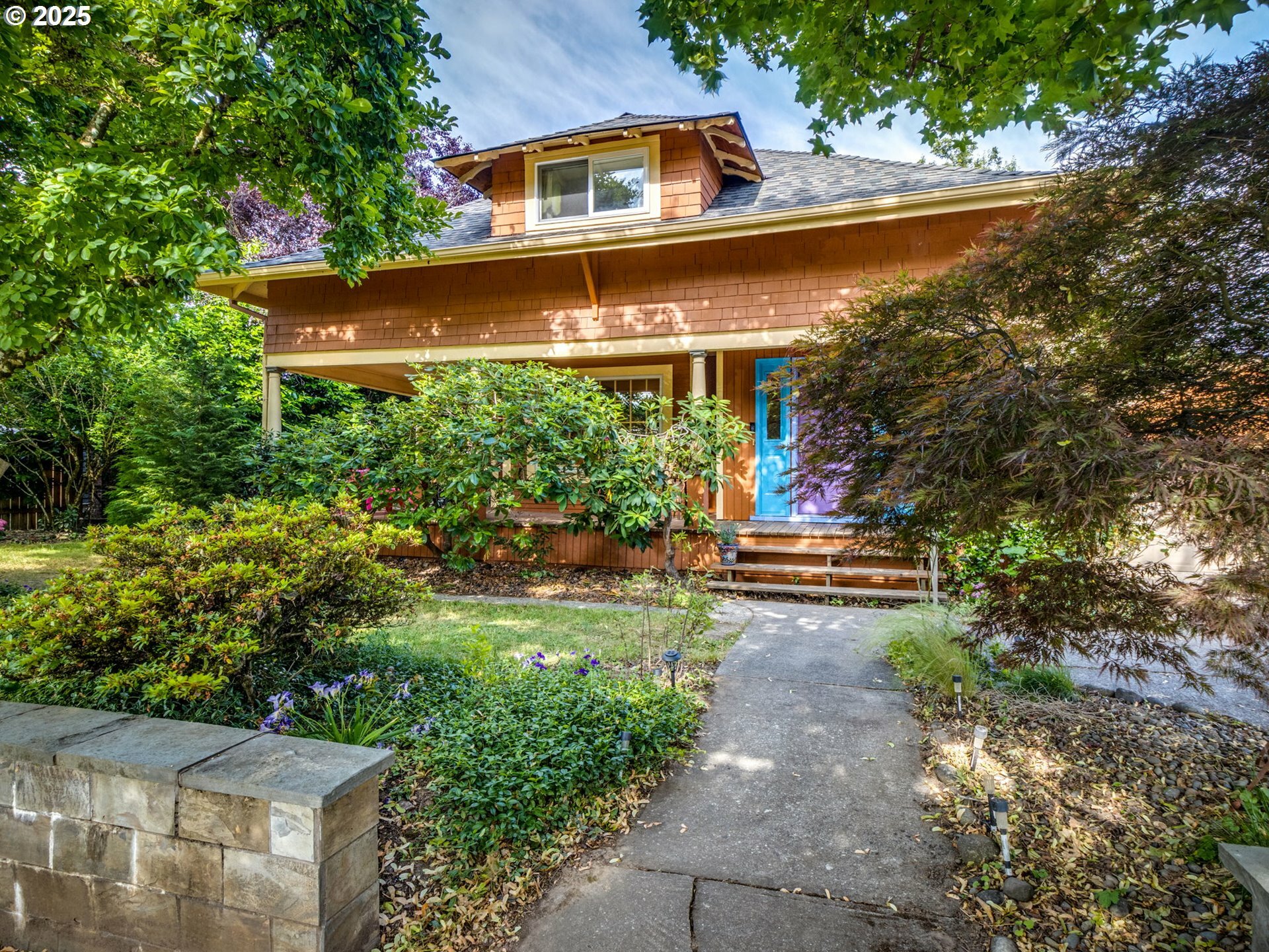 Property Photo: 3843 SE 41st Ave SE OR 97202