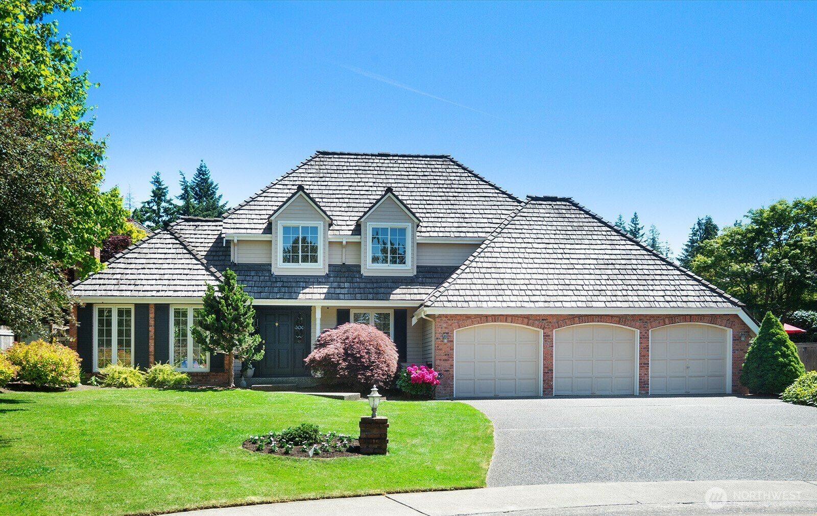 24125 SE 46th Place  Sammamish WA 98029 photo