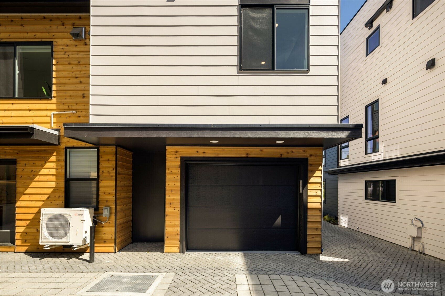 Property Photo: 9217 B 14th Avenue NW WA 98117
