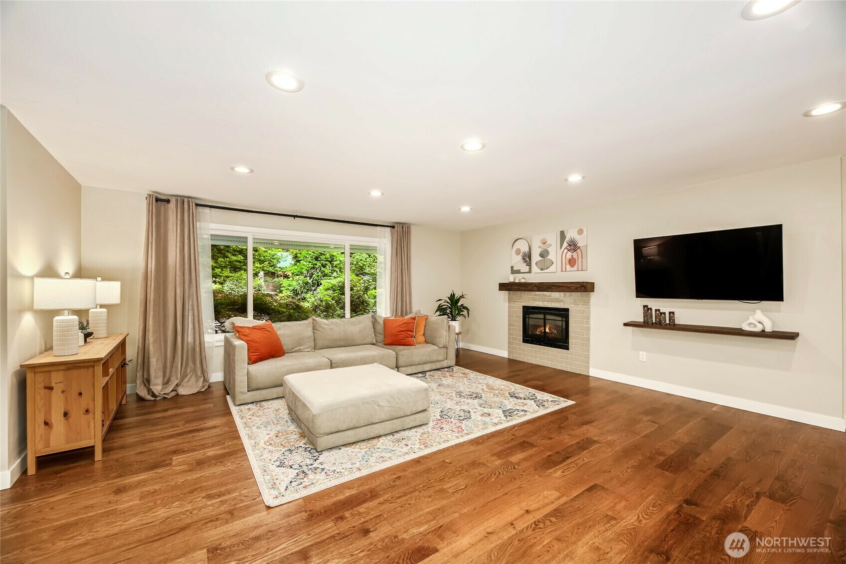 Property Photo: 3908 NE 103rd Street WA 98125