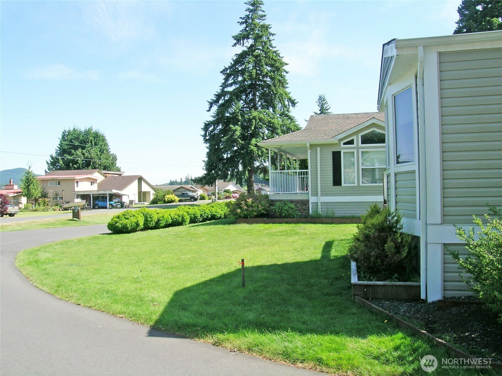 Property Photo: 921 Autumn Lane 254 WA 98229