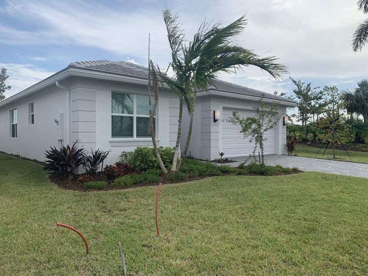 11933 SW Poseidon Way  Port Saint Lucie FL 34987 photo