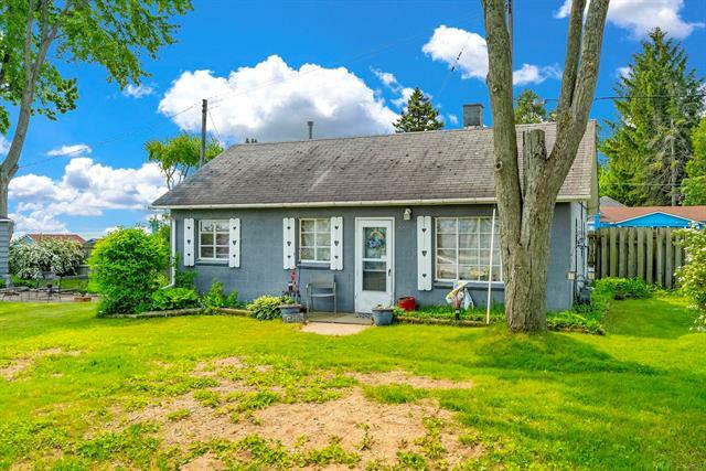 Property Photo:  8941 &Amp 8943 Lakeshore Road  MI 48450 