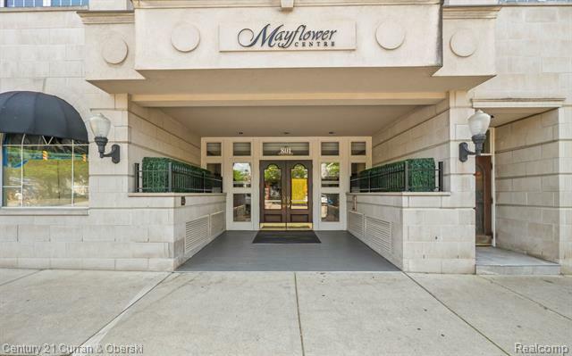 801 W Ann Arbor Trail 304  Plymouth MI 48170 photo