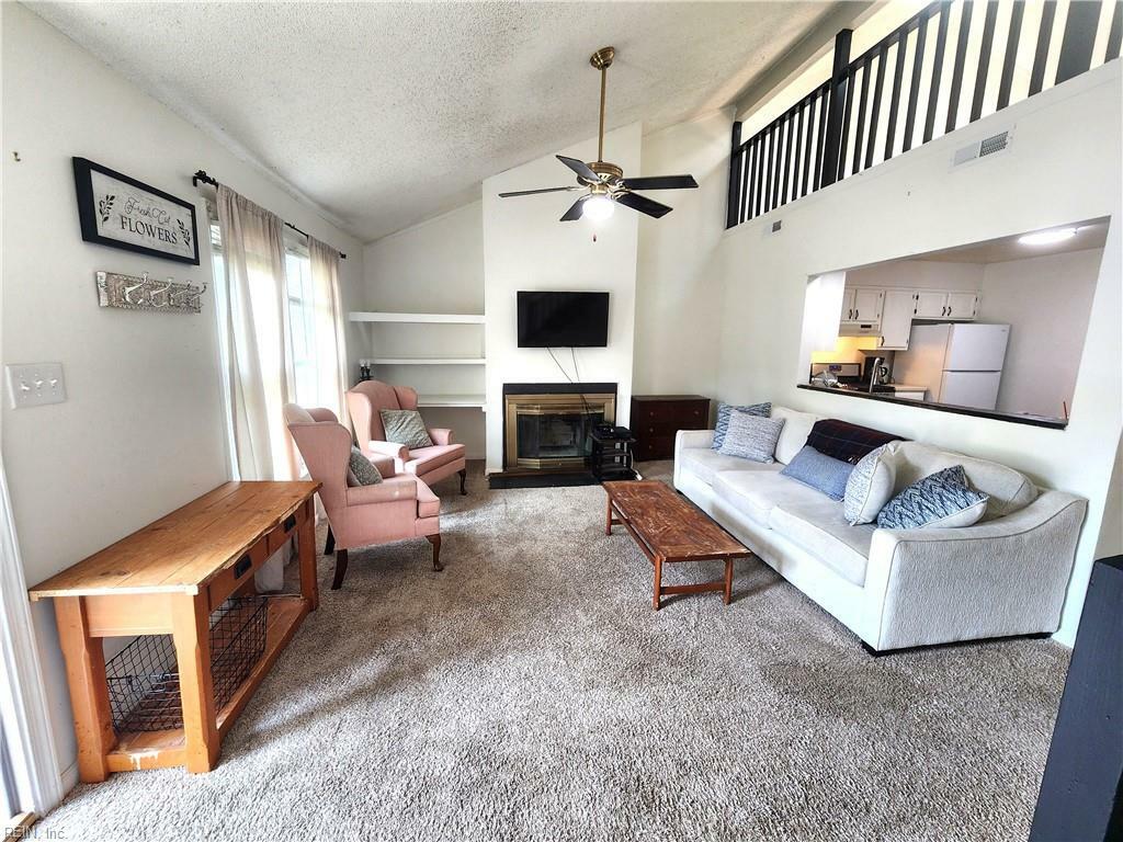 Property Photo: 41 Cooper Dr VA 23702