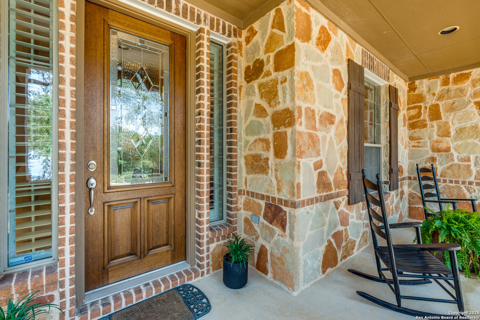 Property Photo: 3415 Crest Noche Dr. TX 78261