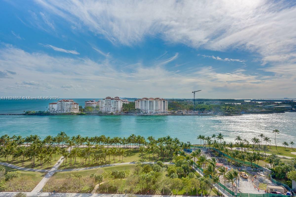 300 S Pointe Dr 1602  Miami Beach FL 33139 photo