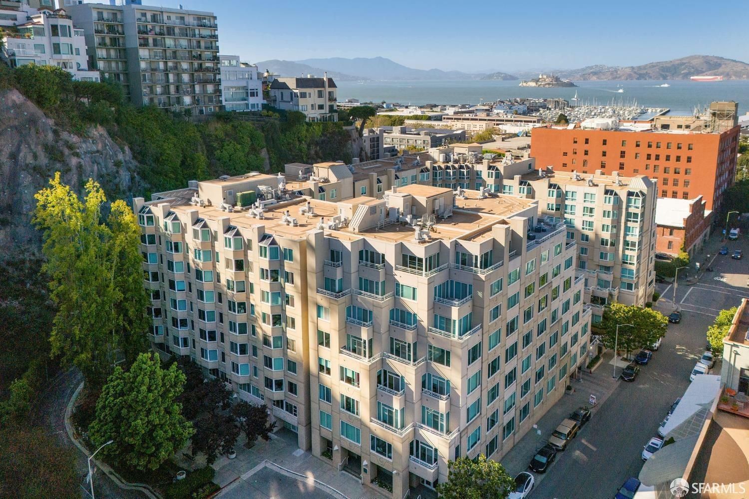 Property Photo: 240 Lombard Street 329 CA 94111