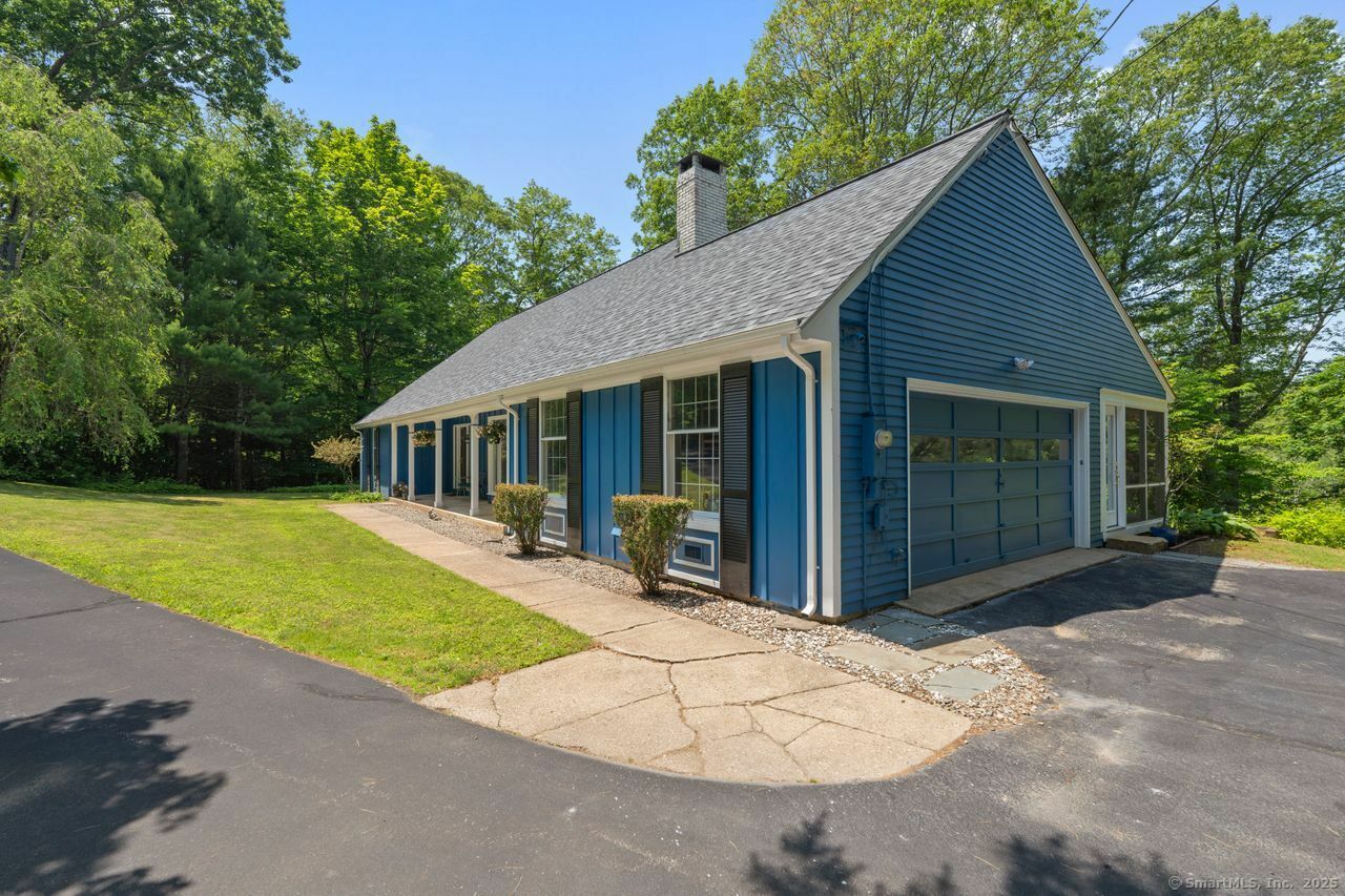 Property Photo: 16 Jericho Drive CT 06371