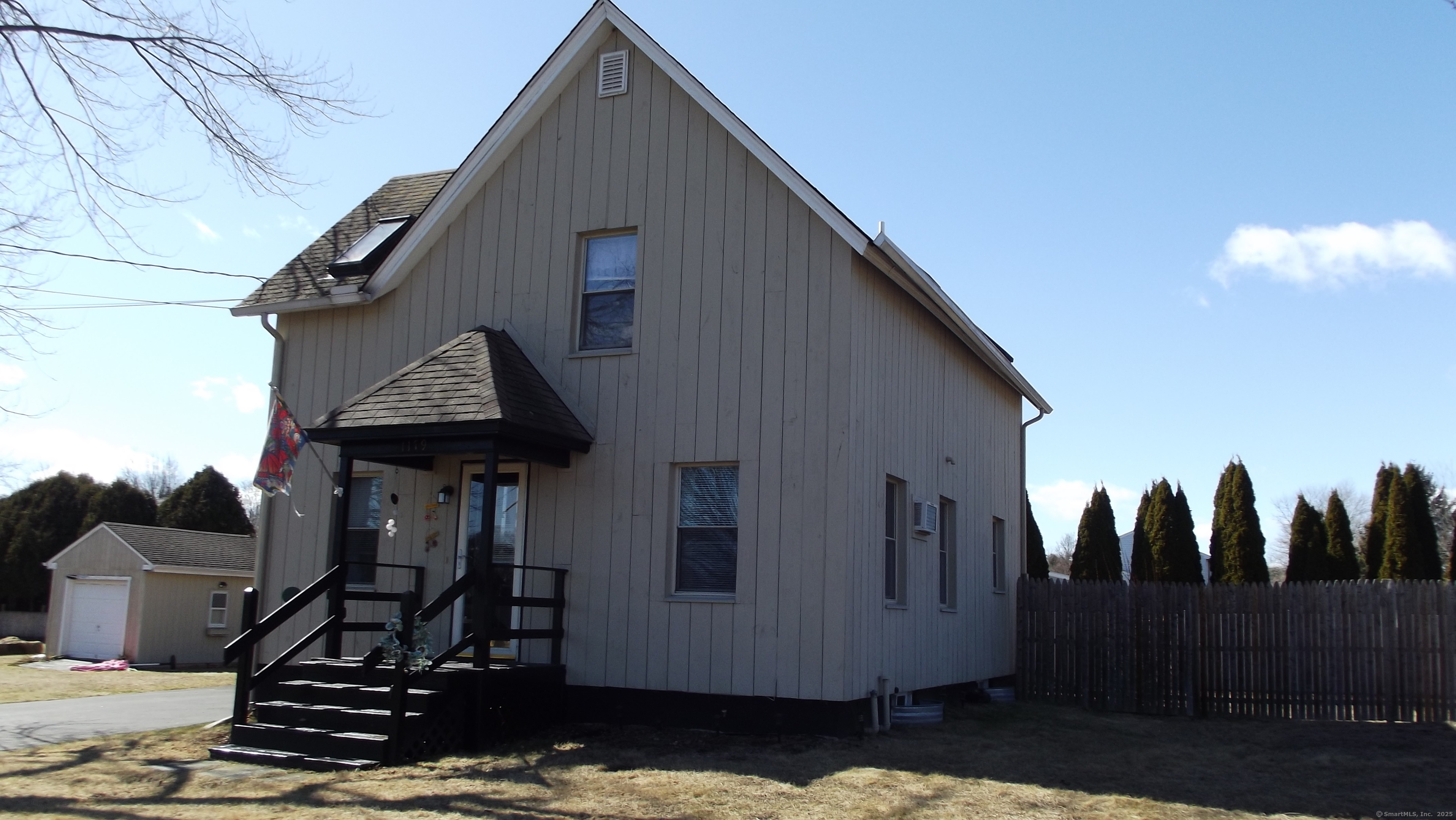 Property Photo: