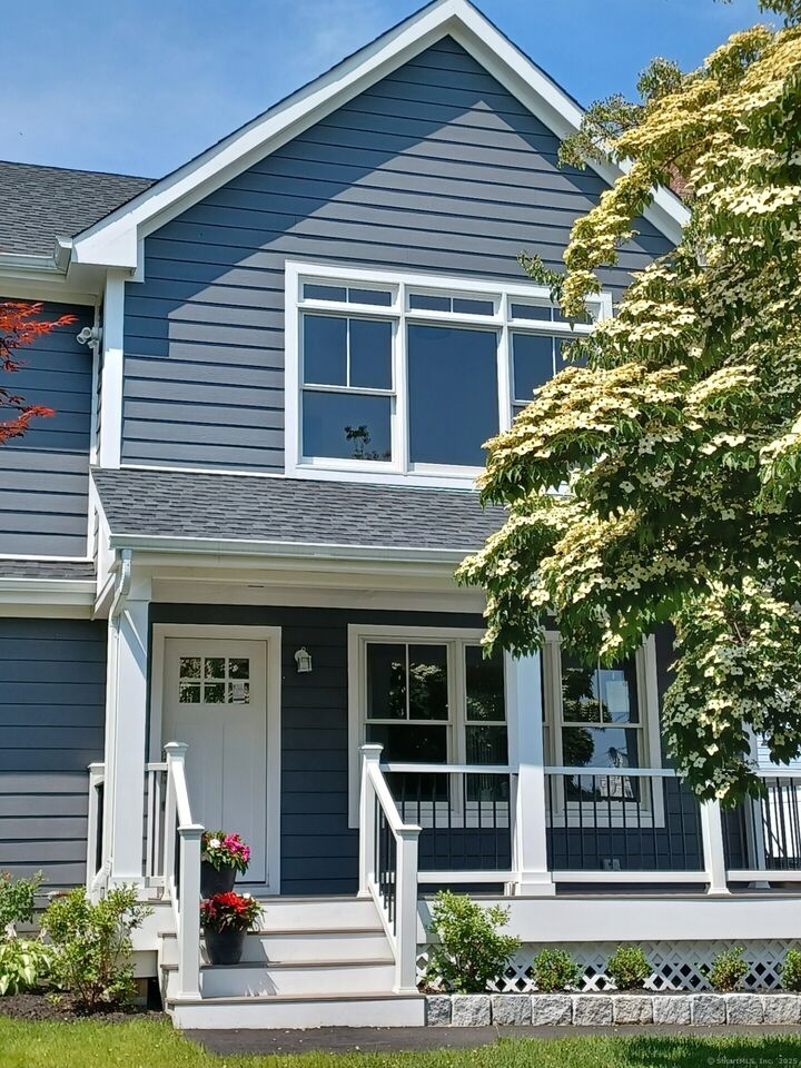 105 Houston Terrace  Stamford CT 06902 photo