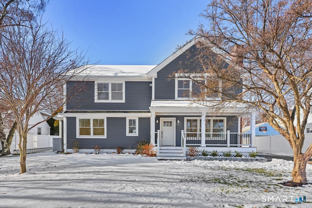 Property Photo:  105 Houston Terrace  CT 06902 