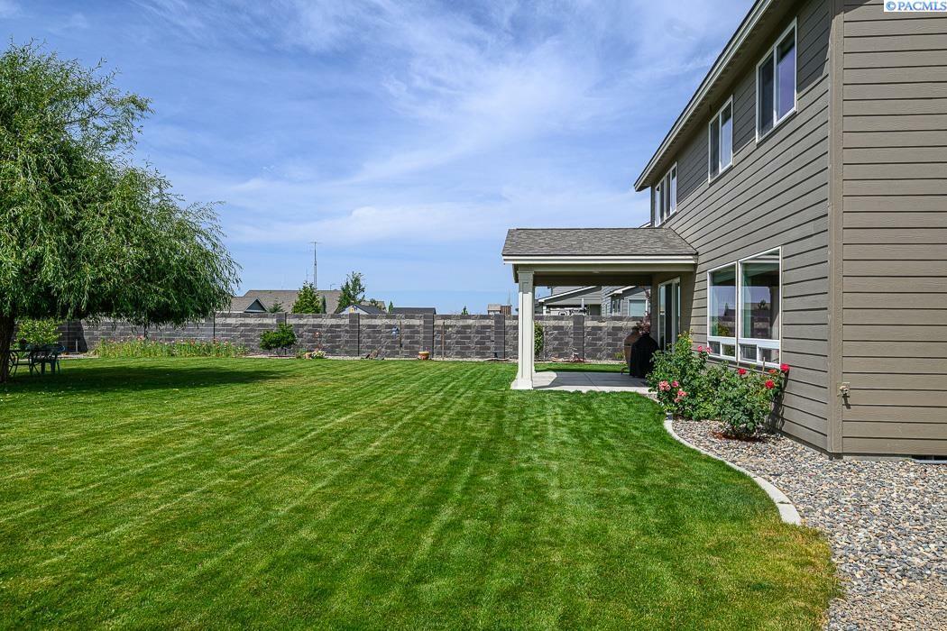 Property Photo: 9806 Kokanee WA 99301